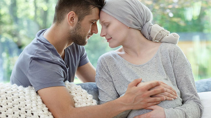 Image of pregnant lady diagnosed with cancer